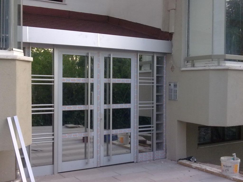 Alüminyum Apartman site bina giriş kapısı